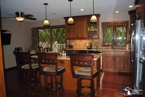 3244 S Custer, Monroe, MI 48161 photo 4