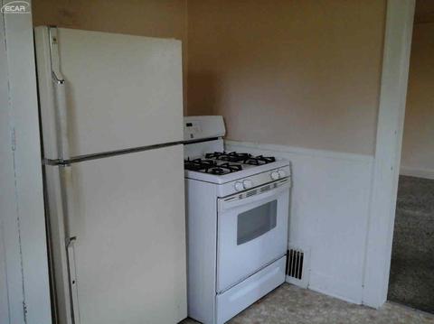 3314 Harold St, Flint, MI 48503 photo 5