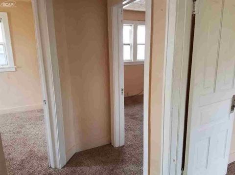 3314 Harold St, Flint, MI 48503 photo 10