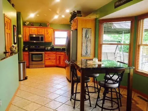 2113 Appleway, Jackson, MI 49203 photo 5