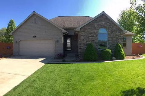 2113 Appleway, Jackson, MI 49203 photo 1