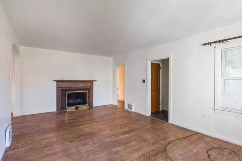 722 W Morrell, Jackson, MI 49203 photo 2
