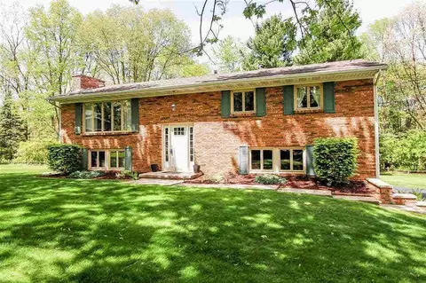 3355 Pine Rdg, Jackson, MI 49201 photo 1