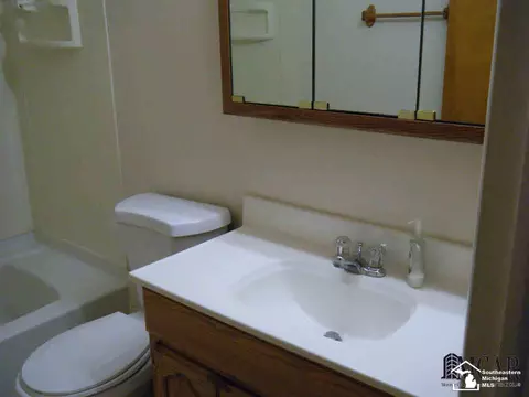 216 Ross, Monroe, MI 48162 photo 11