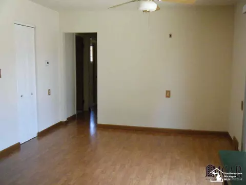 216 Ross, Monroe, MI 48162 photo 9