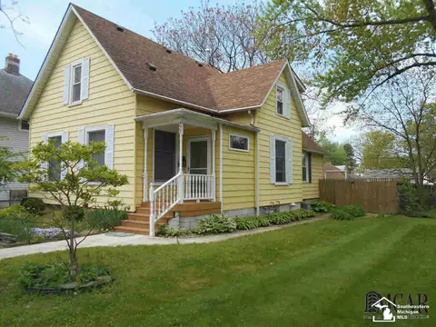 728 Harrison, Monroe, MI 48161 photo 1