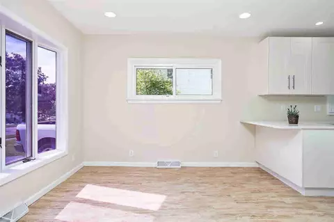 1802 S West, Jackson, MI 49203 photo 7
