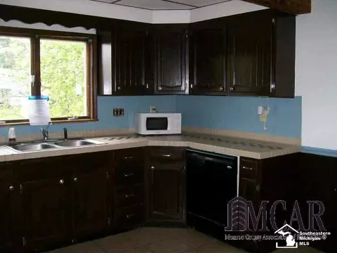 315 N Roessler, Monroe, MI 48162 photo 3