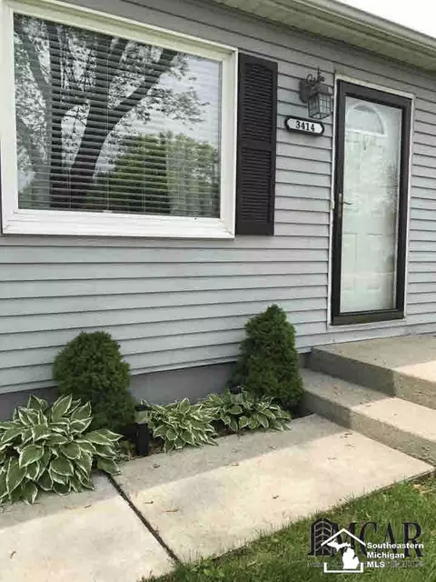 3414 Meadowcrest, Monroe, MI 48162 photo 2