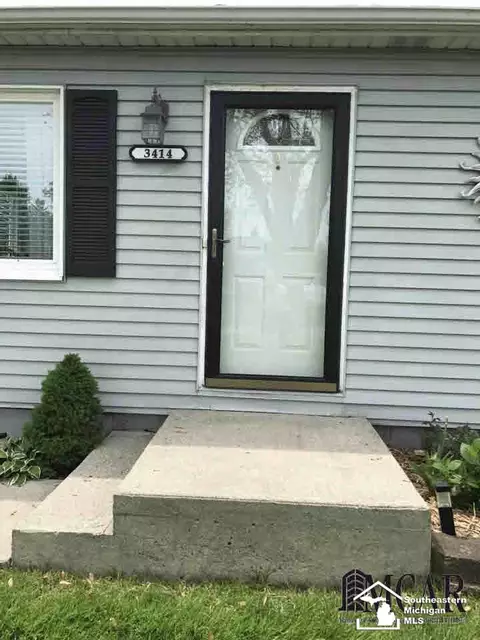 3414 Meadowcrest, Monroe, MI 48162 photo 1