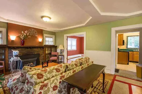 736 Bloomfield, Jackson, MI 49203 photo 4