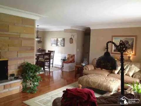 7740 Apache, Temperance, MI 48182 photo 11