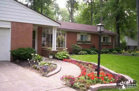 7740 Apache, Temperance, MI 48182 photo 10