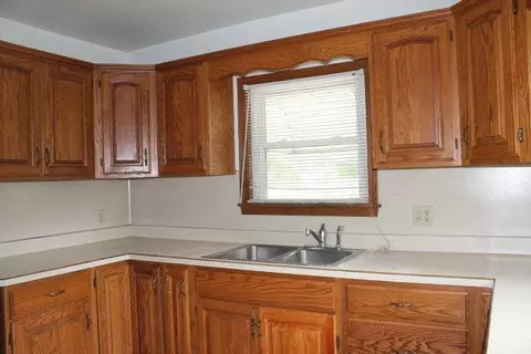 1814 Lansing, Jackson, MI 49201 photo 8