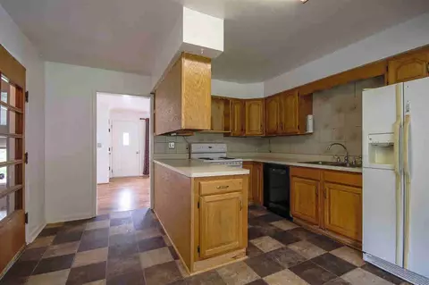 5050 Clinton, Jackson, MI 49201 photo 12