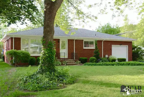 555 Bellestri, Monroe, MI 48161 photo 2