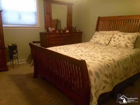 555 Bellestri, Monroe, MI 48161 photo 14
