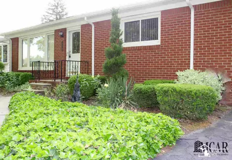 555 Bellestri, Monroe, MI 48161 photo 3