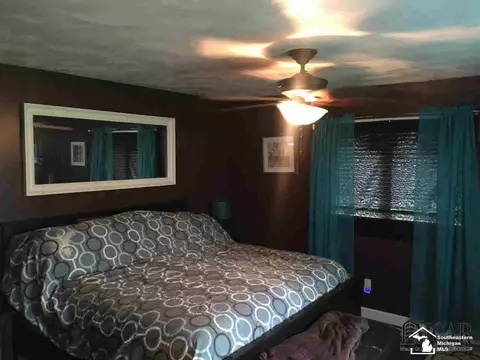1476 Walnut, Monroe, MI 48162 photo 11