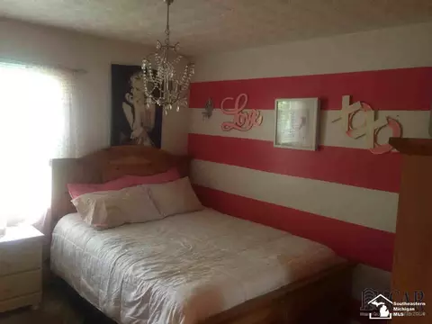 1476 Walnut, Monroe, MI 48162 photo 12