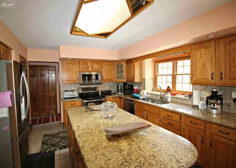 3273 Fieldstone, Flushing, MI 48433 photo 7