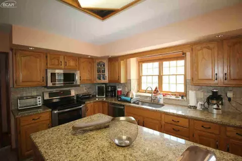 3273 Fieldstone, Flushing, MI 48433 photo 8