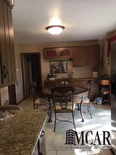 307 Ross, Monroe, MI 48162 photo 7