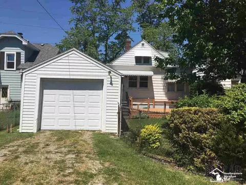 316 Maple, Monroe, MI 48162 photo 4