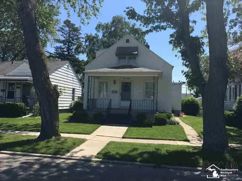 316 Maple, Monroe, MI 48162 photo 1