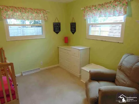 7604 Apache, Temperance, MI 48182 photo 15