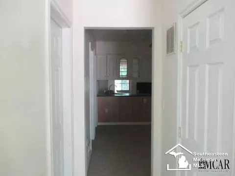 3373 Cloverdale, Monroe, MI 48162 photo 5