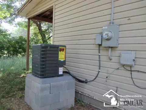 3373 Cloverdale, Monroe, MI 48162 photo 17