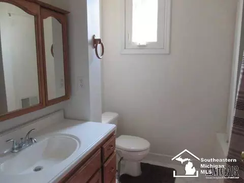 3373 Cloverdale, Monroe, MI 48162 photo 10
