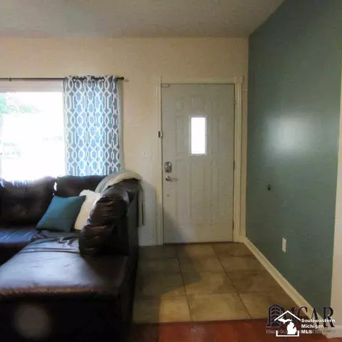 7786 Frederick, Maybee, MI 48159 photo 3