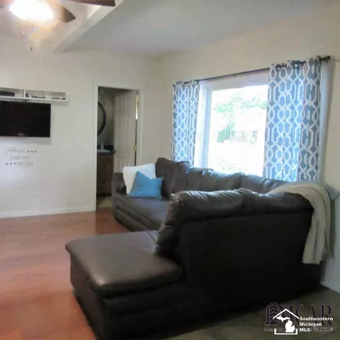 7786 Frederick, Maybee, MI 48159 photo 4