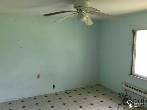 8850 Day, Monroe, MI 48162 photo 6