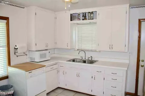 3087 Lanning, Flint, MI 48506 photo 3