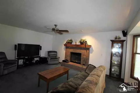 2171 Deer, Temperance, MI 48182 photo 15