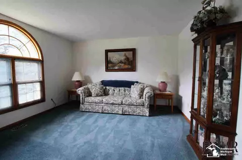 2171 Deer, Temperance, MI 48182 photo 12