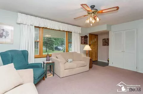 7061 Maplewood, Temperance, MI 48182 photo 4