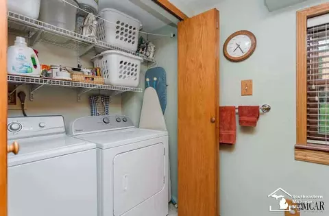 7061 Maplewood, Temperance, MI 48182 photo 24