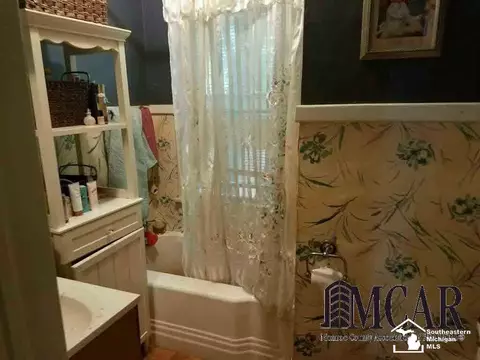 313 Kentucky, Monroe, MI 48161 photo 5