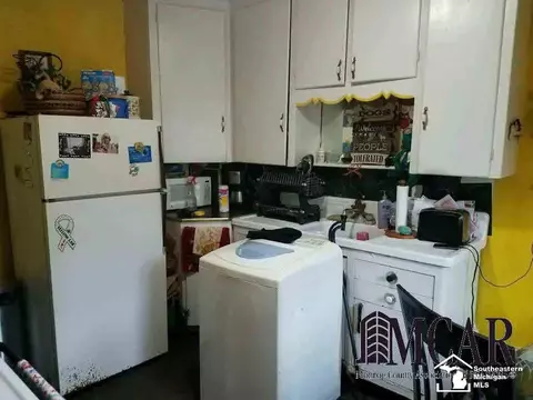 313 Kentucky, Monroe, MI 48161 photo 4