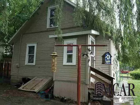 313 Kentucky, Monroe, MI 48161 photo 2