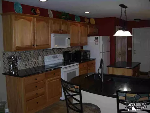 1635 Spruce, Temperance, MI 48182 photo 3