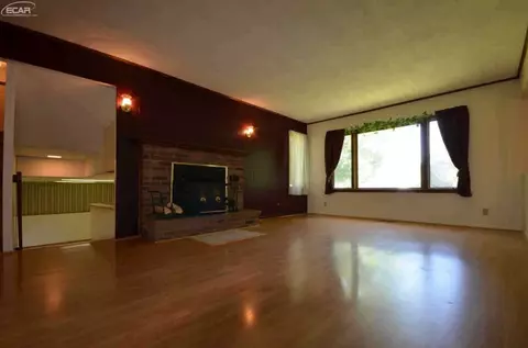 524 W Maple, Byron, MI 48418 photo 8