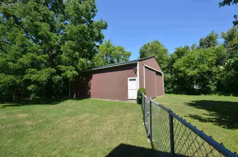 524 W Maple, Byron, MI 48418 photo 29