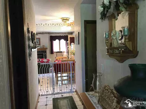 341 Armitage, Monroe, MI 48162 photo 15