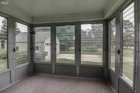 10185 E Richfield, Davison, MI 48423 photo 28