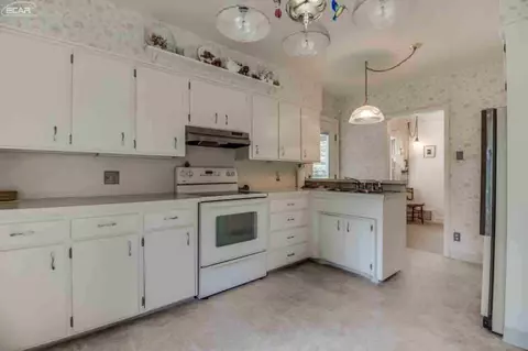 10185 E Richfield, Davison, MI 48423 photo 3